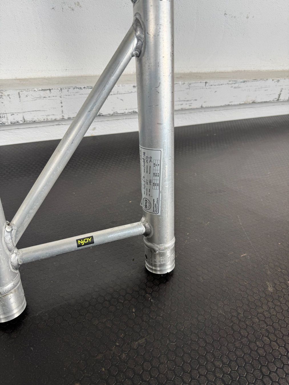 Tralicci: Globaltruss F32 200cm – Usato da Buchs AG venduto da N-joyEvents 1