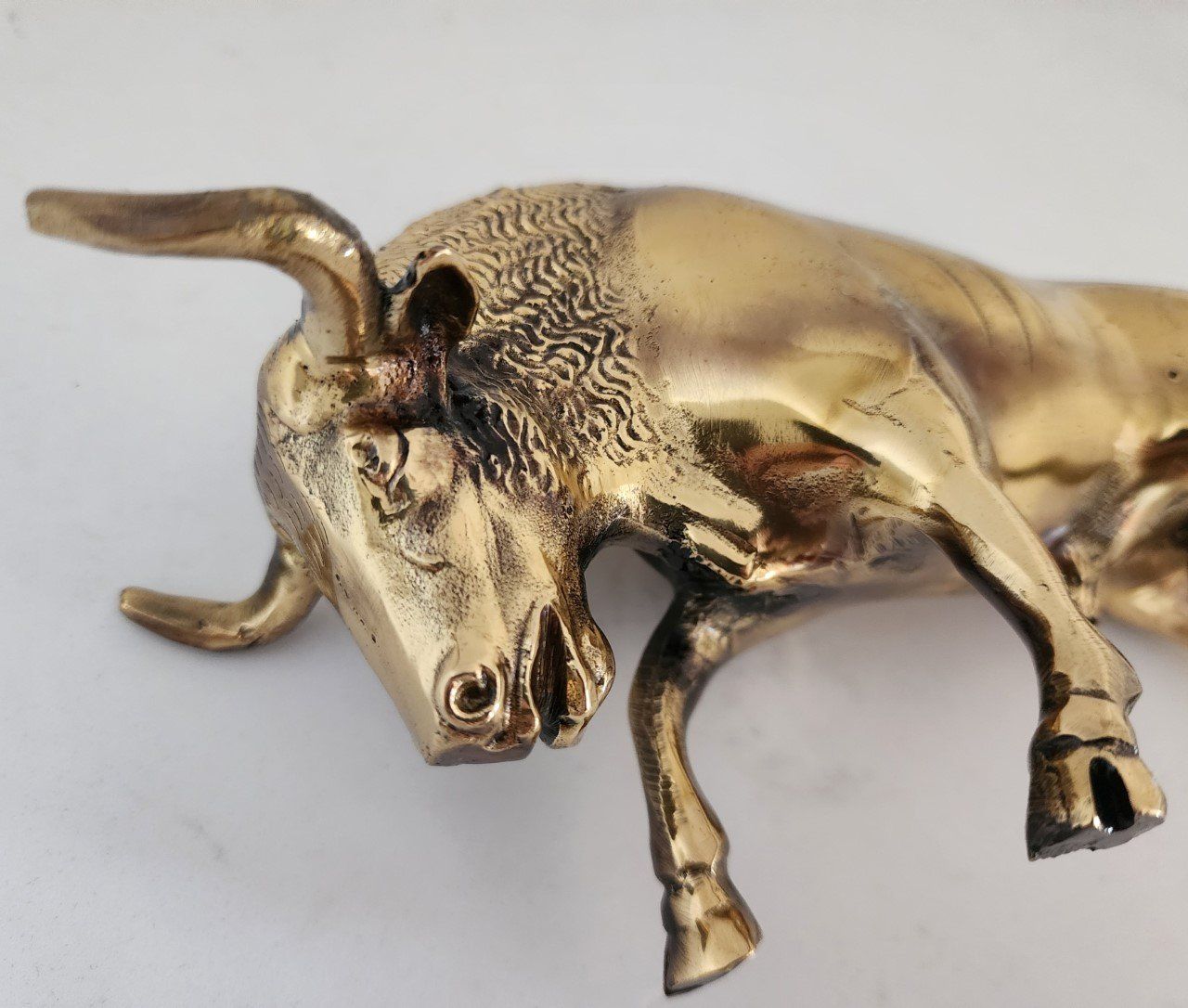 Statuette: Grosse wunderschöne Bronze Stier Figur, Neu!! – Nuovo (secondo la descrizione) da Lima- Peru venduto da Alpaka-Haus 7