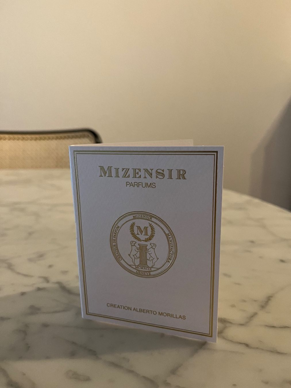 Profumi & Eau de Toilette: Mizensir Original Oud 2ml – Nuovo e nell'imballaggio originale da Wetzikon ZH venduto da MW.S
