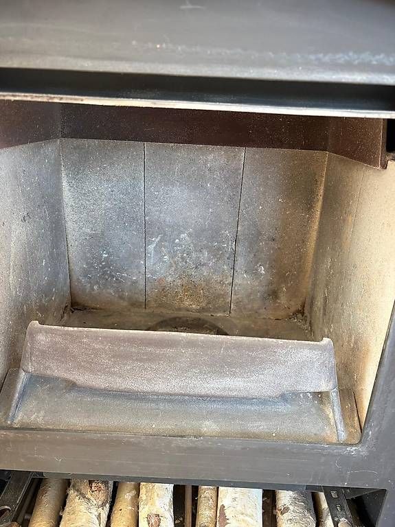 Stufe caminetto: Kaminofen / Cheminéeofen blau – Usato da Holzhäusern / Rotkreuz venduto da C.I.01 1