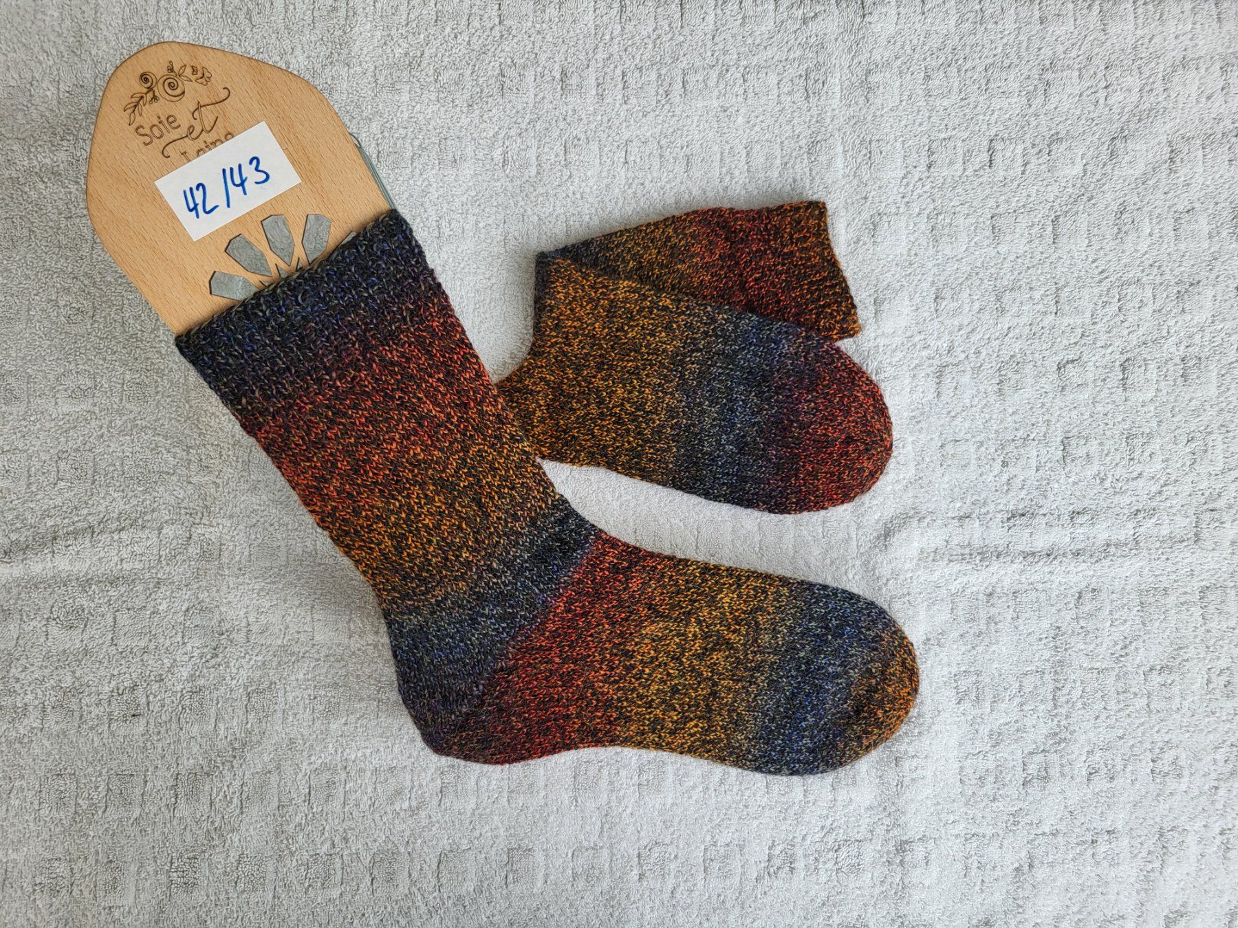 Calze: Socken handgestrickt 42/43 – Nuovo (secondo la descrizione) da Männedorf venduto da thjohn