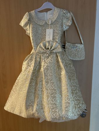 Festliches Mädchenkleid,10Jahren mit Täschli, neu!