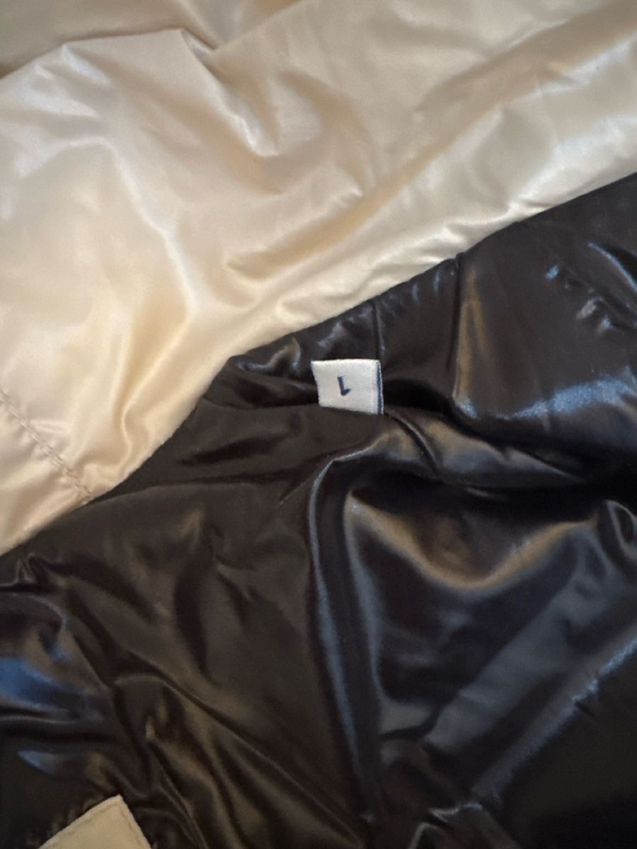 Moncler Giacche: Moncler Daunenjacke – Usato da Zollikon venduto da lar_p5gl 2