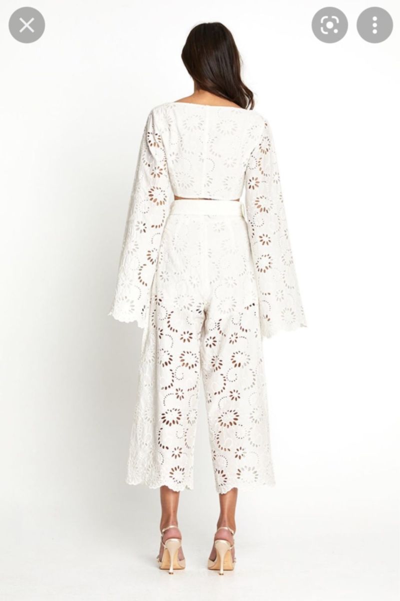 Zimmermann Tute: Alice Mccall Eyelet Cotton Blouse & Pants – Usato da St.Josefen venduto da lop_lh8d 1