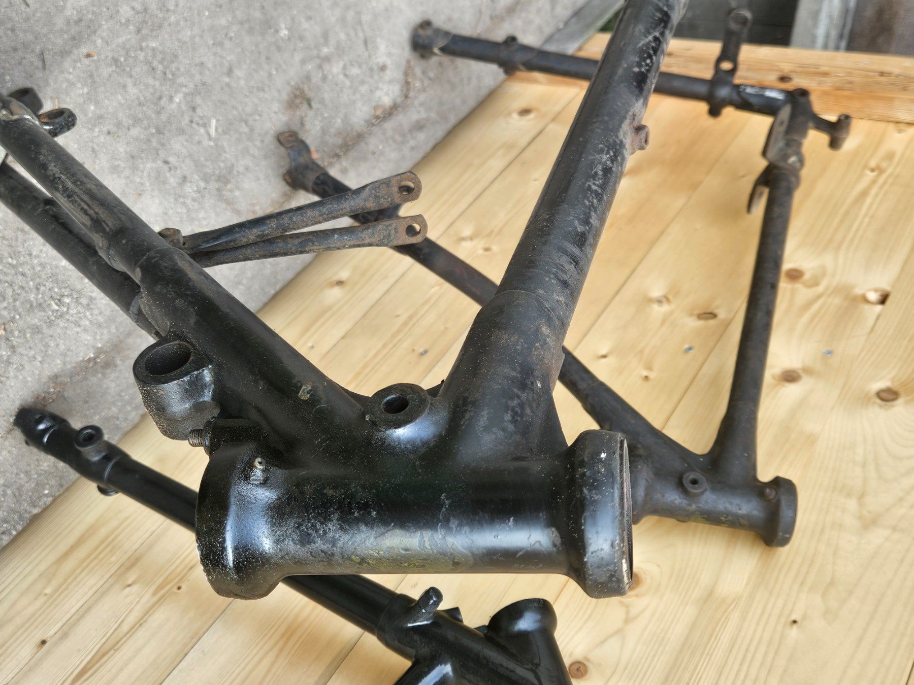Tutti i ricambio per moto: Oldtimer Motorrad Rahmen BSA A10, Enfield Mod.G, BSA B35 – Usato da Haslen GL venduto da elrockero 2