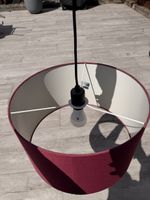 lampe à suspendre avec abat-jour bordeaux
