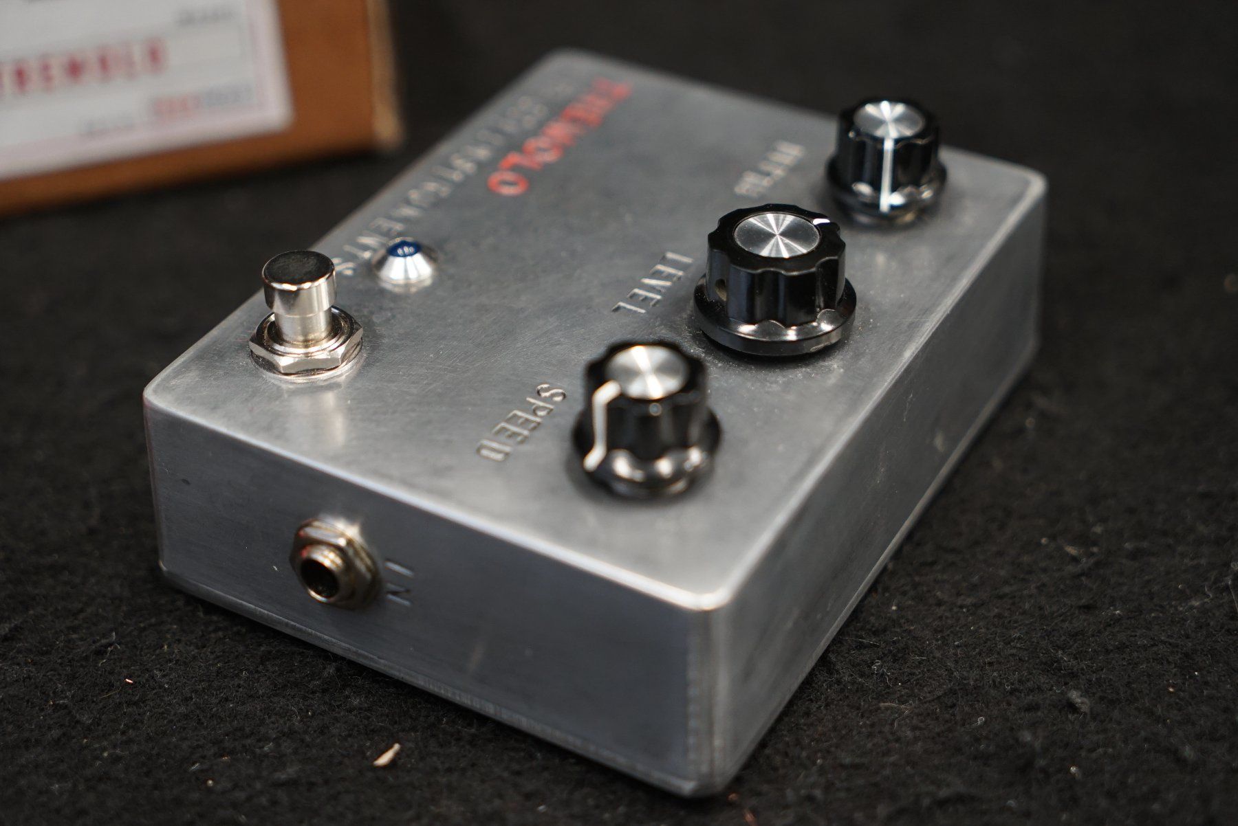 Strumenti musicali: Frecci Tremolo silber Version inklusive  Box – Usato da Ortschwaben venduto da Musictrade 4
