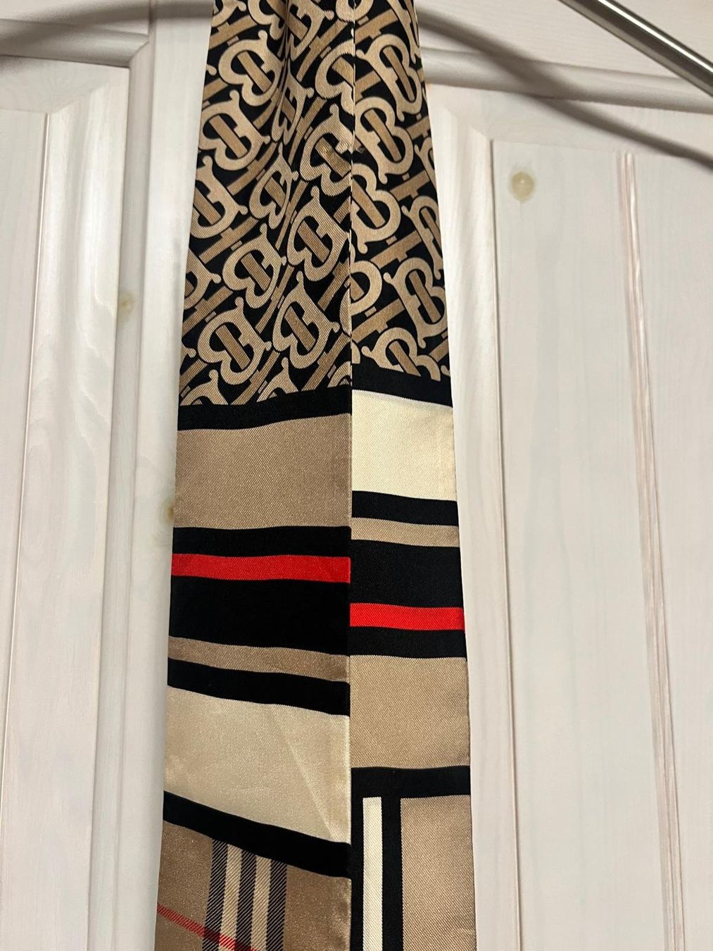Burberry Foulards & écharpes: Burberry Seidentuch – Neuf (Voir description) à Muhen par lau_7wcq 2