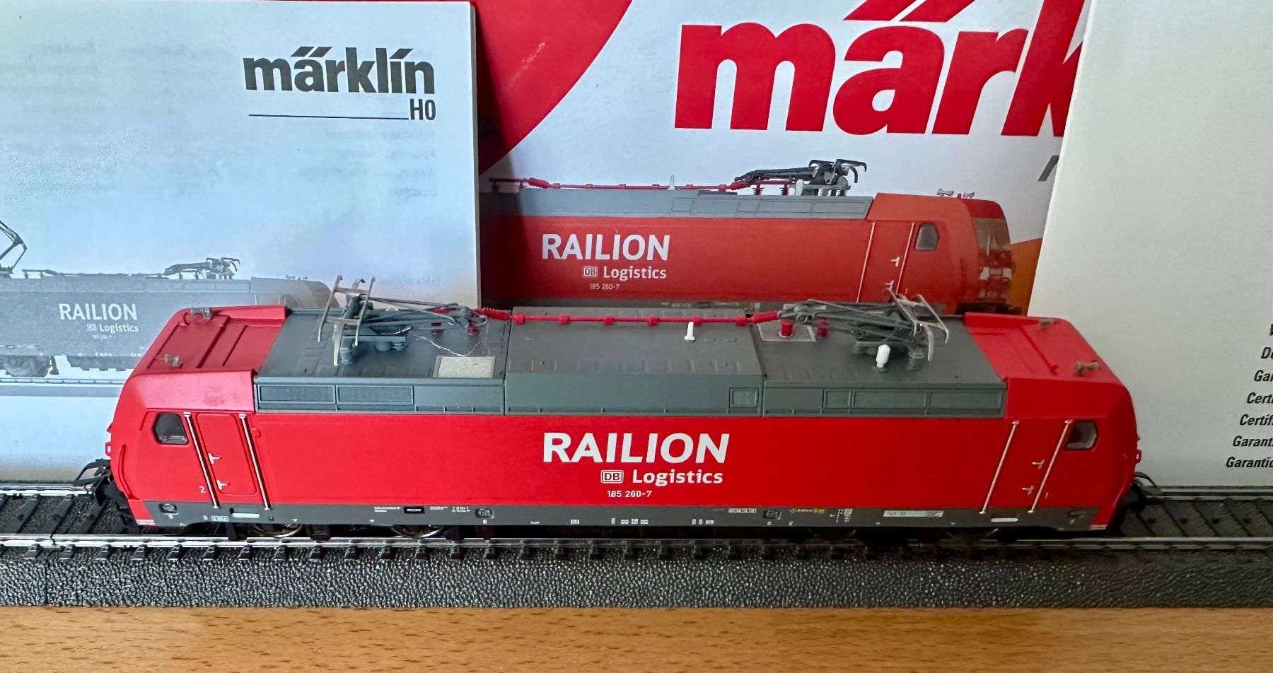 Märklin Modellini di ferrovie: Märklin 36600 DB Railion Lok Digital – Usato da Oftringen venduto da ib.85 3