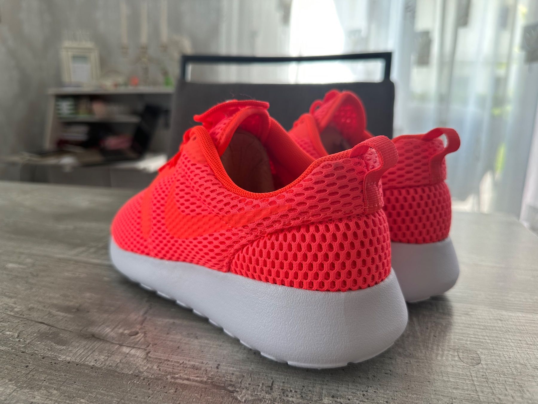 Nike Scarpe da donna: Neue Schuhe von NIKE eher Gr.40 – Nuovo e nell'imballaggio originale da Oberwil-Lieli venduto da Svetlana28 1