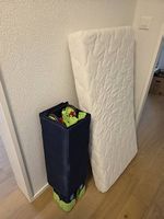 Lit parapluie et matelas 