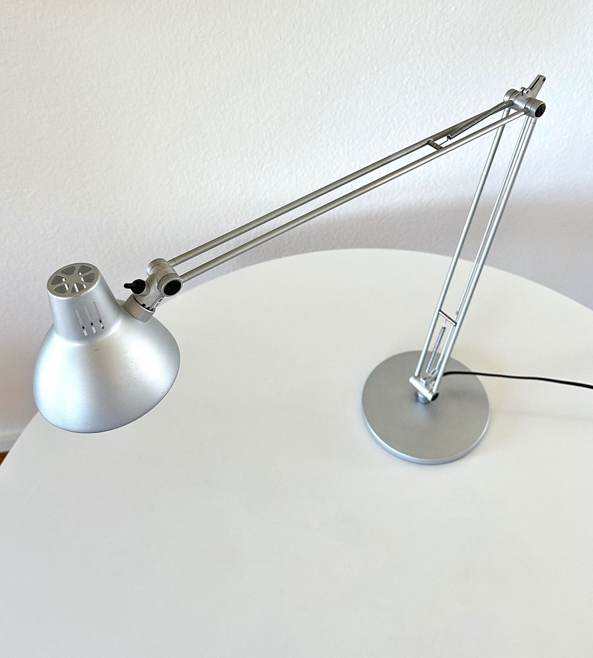Lampade: Lumess Design Tischlampe Silber – Usato da Basel venduto da curated_finds 1