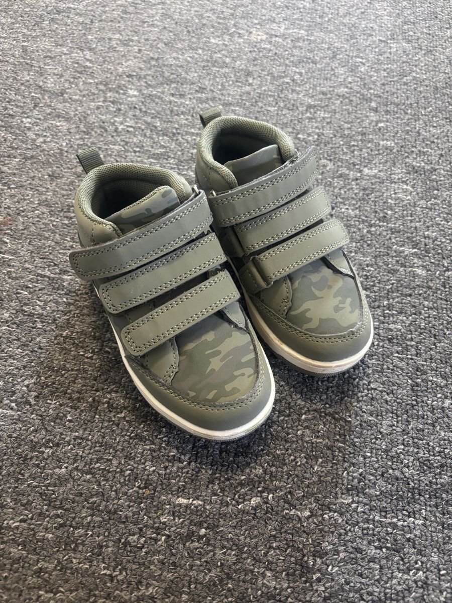 Scarpe per ragazzi: Schuhe Gr 24 – Usato da Dietikon venduto da Shopping100 1