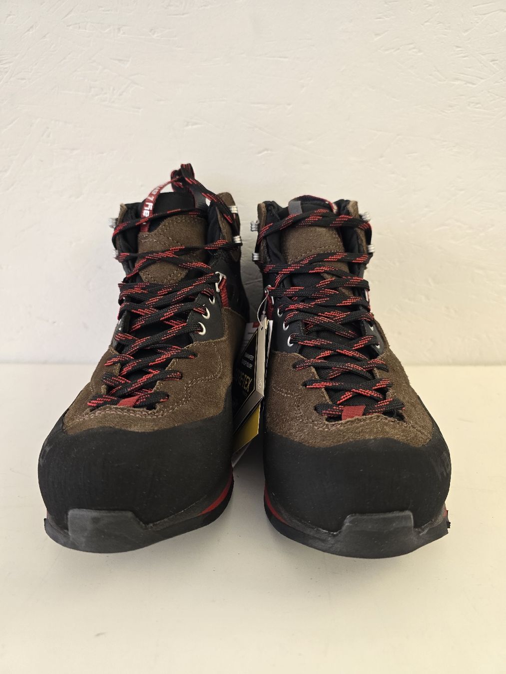 Herrenschuhe: Chaussures de montagne, neuves, taille 40 – Neu und originalverpackt aus Sugiez von factorysportoutlet 1
