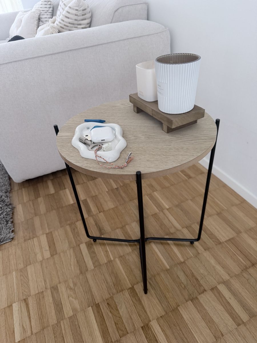 Tavoli: Couchtisch – Nuovo (secondo la descrizione) da Zürich venduto da DS1710
