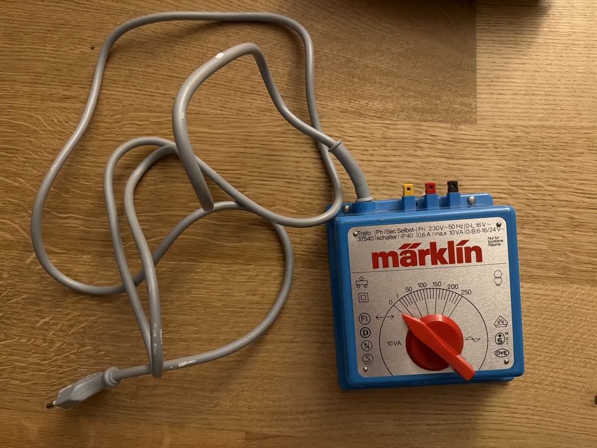 Märklin Trains électriques: Märklin Trafo H0 – D'occasion à Reiden par studi_01