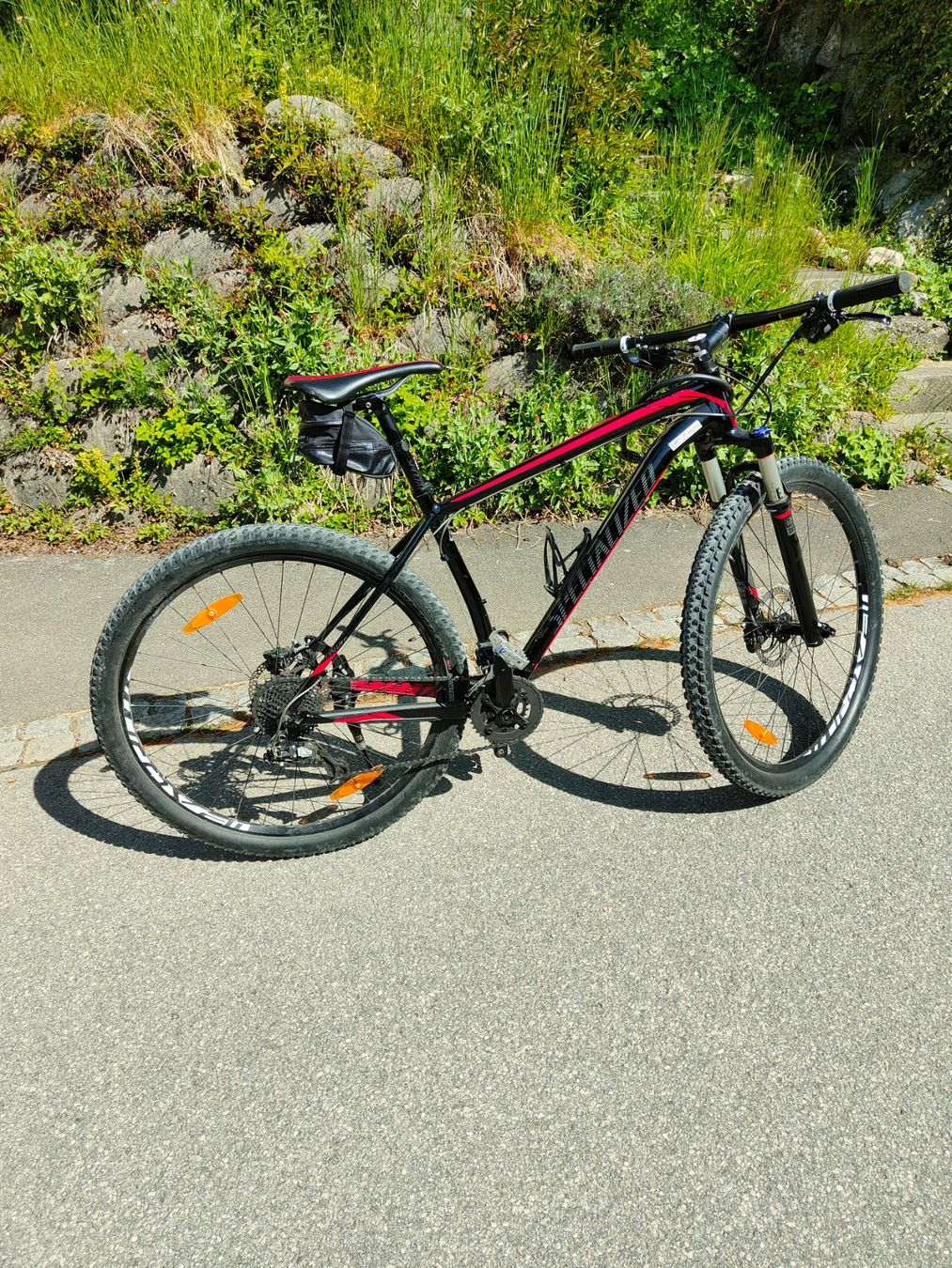 Specialized Biciclette: Specialized-Stumpjumper Bike – Usato da Rehetobel venduto da WAAFS 1