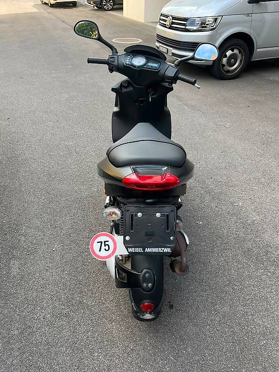 Piaggio Scooter: Piaggio NRG Powwe DD 50ccm 75 km/h – Usato da Meierskappel venduto da thokind 2