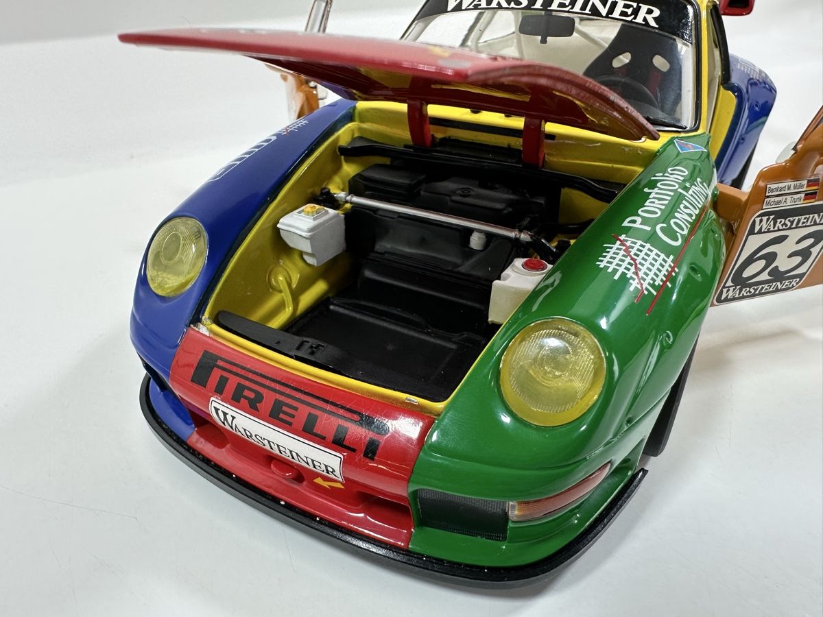 UT Models Modellini d'auto: Porsche 911 GT2 1:18, Müller/Trunk, UT MODELS – Usato da Zofingen venduto da rf9_x2xt 8