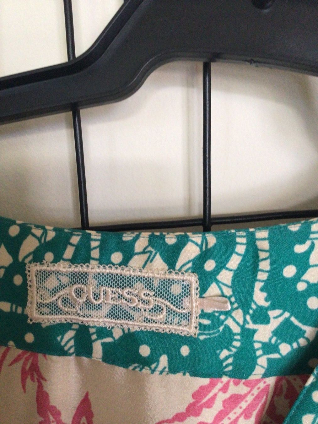 Guess Vestiti: Kleid Guess Kimono – Usato da Zürich venduto da ElarmariodeRuth 3