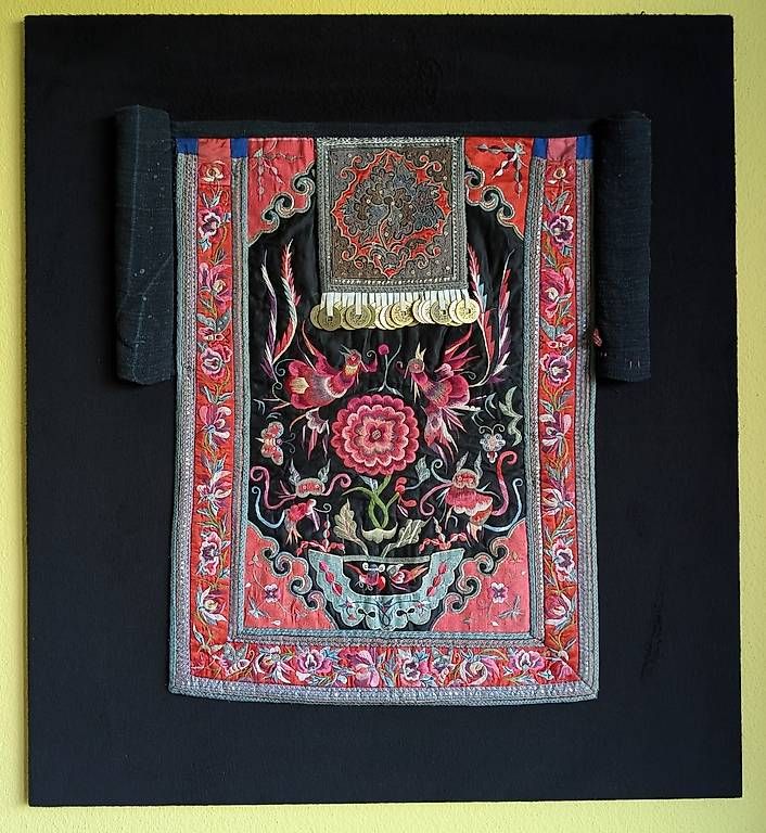 Tutte le decorazioni: traditionelle, handbestickte chinesische Textilarbeit – Usato da Zürich venduto da wme_2brc
