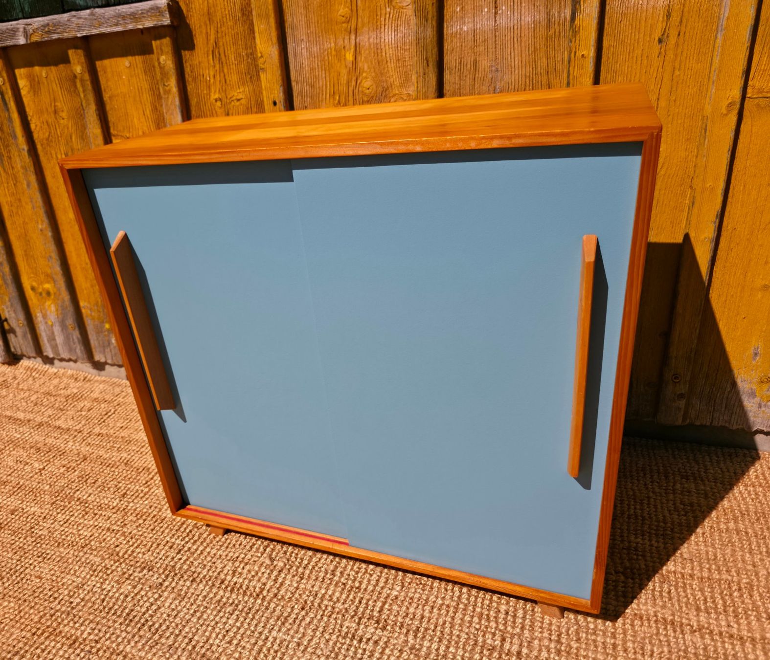 Cassettiere: Schiebetüren Sideboard  restauriert – Usato da Haslen AI venduto da Vintagelix 3
