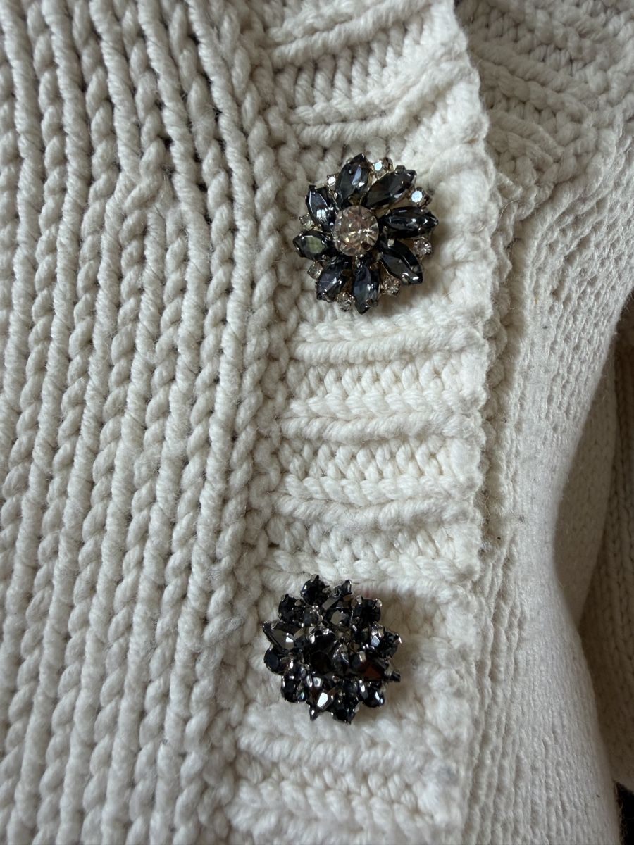 Pullover & Sweatshirts: Wool sweater, puff sleeves, ornamental buttons, Size S – Gebraucht aus Zürich von jk_zh 3