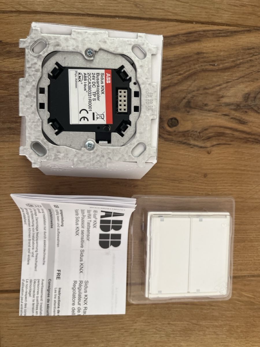ABB Interruttori: ABB SIDUS KNX Tastsensor 2/4 KS01.TYZ.0102 Weiss – Nuovo (secondo la descrizione) da Zürich venduto da ila_nbb6 2