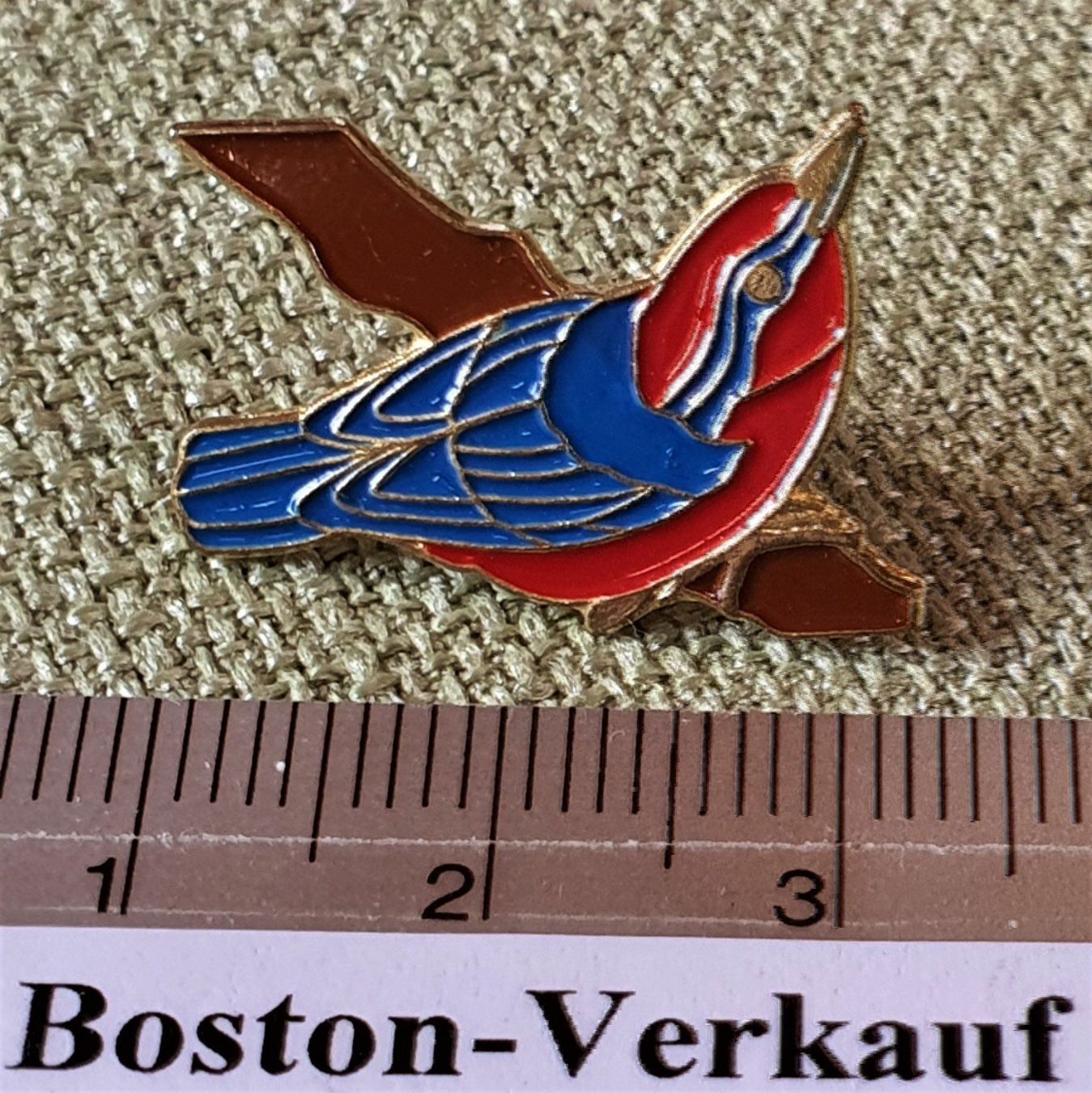 Placchette & Badge: C788 - Pin Vogel auf Ast Tier – Usato da Reinach BL venduto da Boston-Verkauf 1