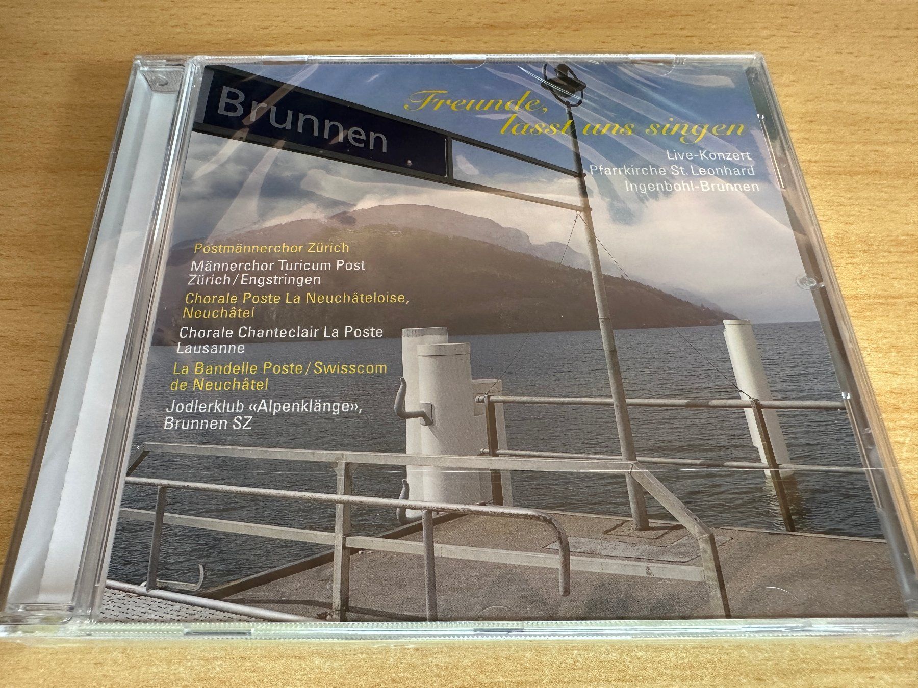 CD: Various – Freunde Lasst Uns Singen – Usato da Rikon im Tösstal venduto da Alpenmutz