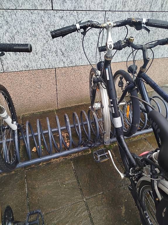 Biciclette: Bici da passeggio  – Usato da Paradiso venduto da sal_j7qr 1