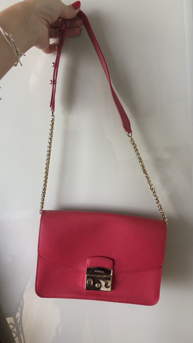 Furla Borse da donna: Rote Furla Umhängetasche – Usato da Zürich venduto da SandraF. 5