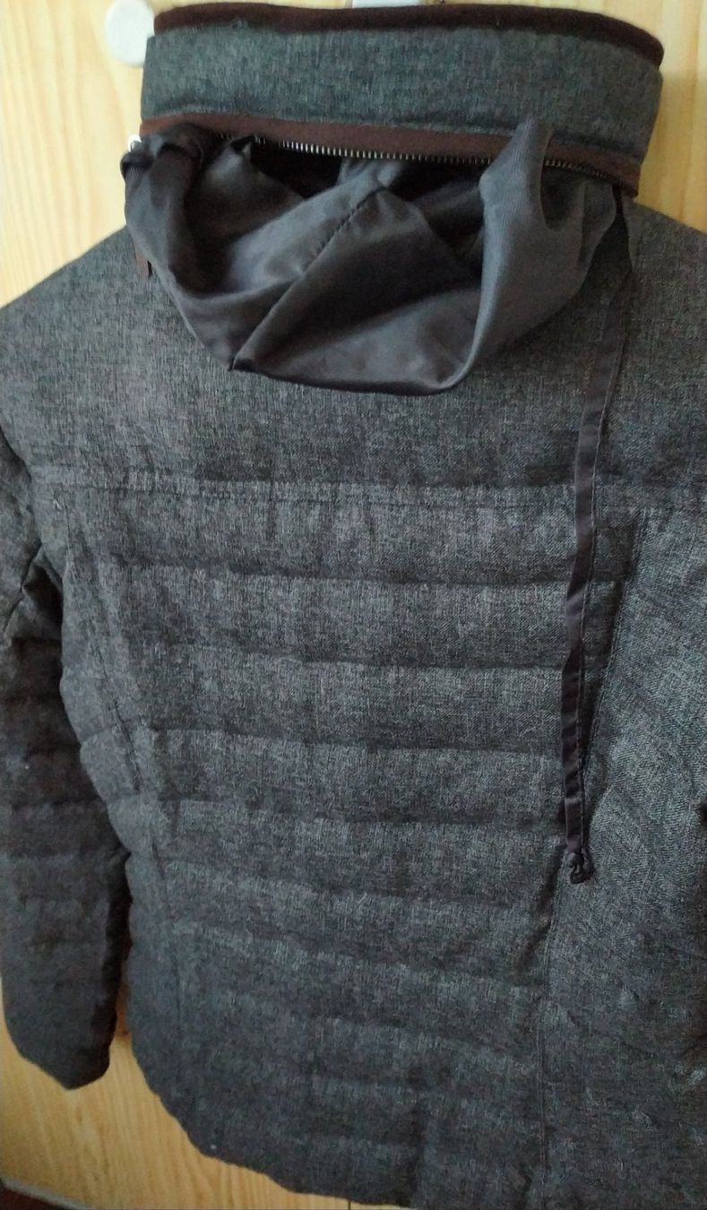 Esprit Giacche: Tolle Jacke/Doudoune von Esprit – Nuovo (secondo la descrizione) da Chezard St-Martin venduto da Clocovale 1