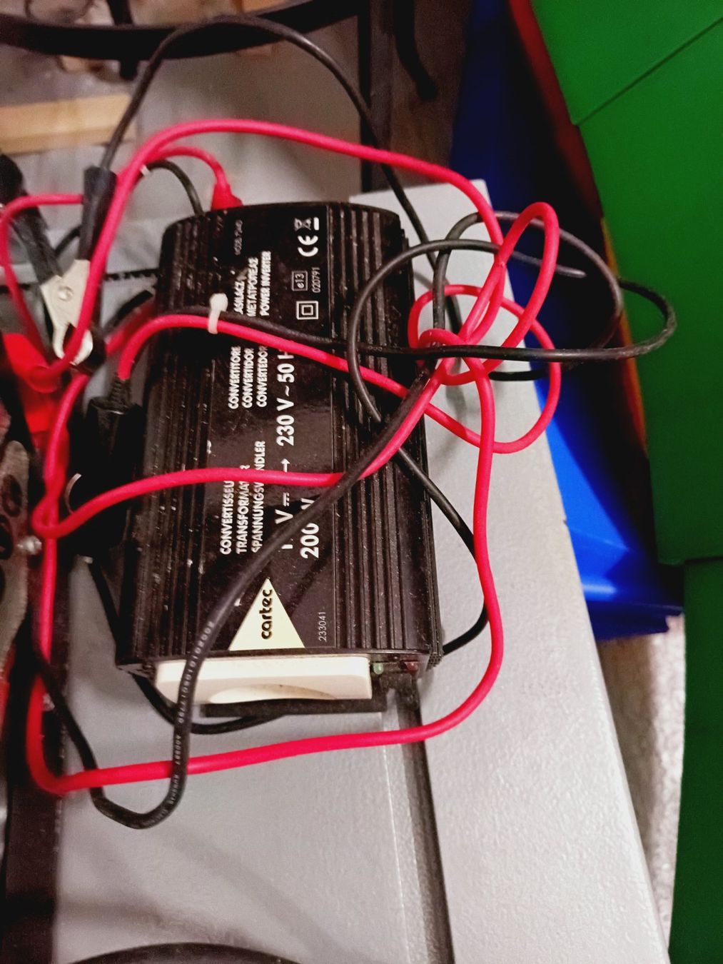 Fiches d'alim.: Steckdose für Auto Camping – D'occasion à Staufen par fbe_v8pv 1