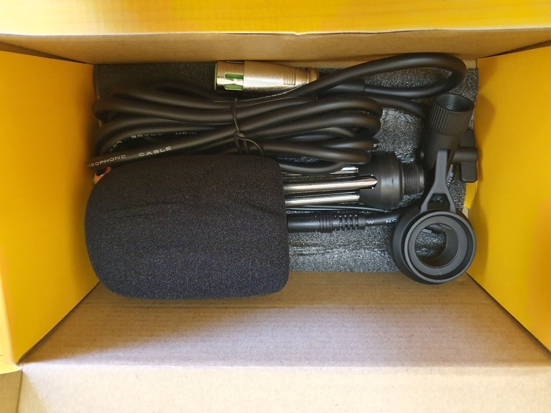 Microfoni: Delock Stereo Jack Mikrofon für PC, Tablet oder Smartphone – Nuovo e nell'imballaggio originale da Rüeggisberg venduto da Logitech007 3