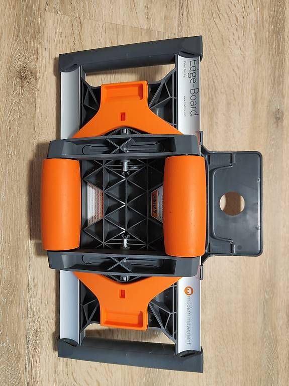 Schränke: Movement Edge-Board – Gebraucht aus Flüelen von pri_7p8g 1