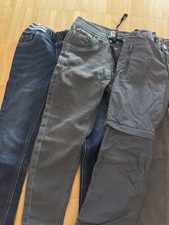 Pantaloni: Hosen Set Gr. 122 – Usato da Zuerich venduto da misele 1