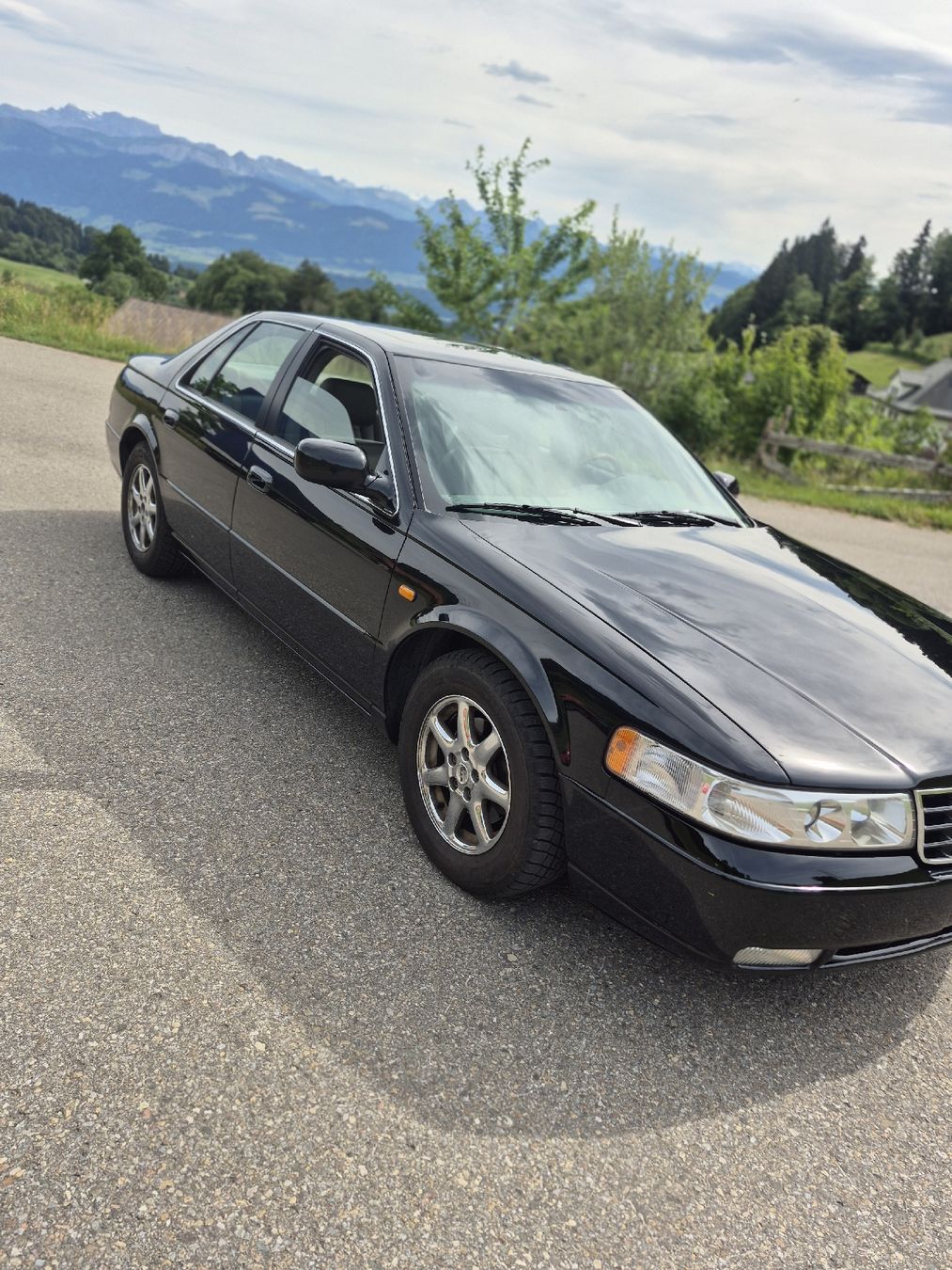 Cadillac Automobili: cadillac seville STS 4.6 32v – Usato da Wald ZH venduto da deralte65 2