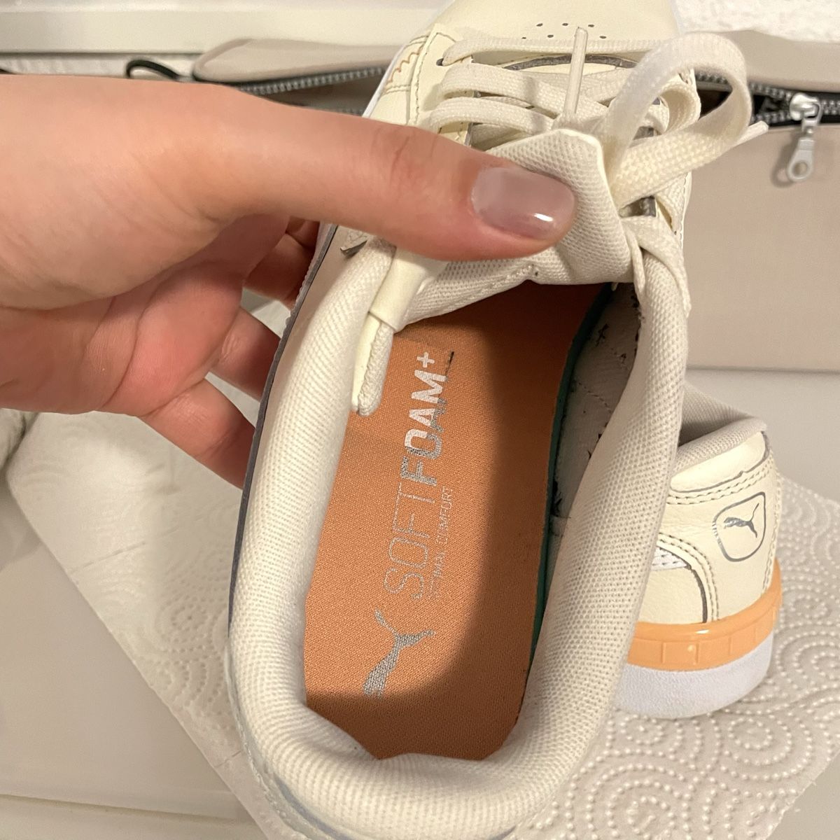 Puma Scarpe da donna: wie NEU: Puma Jada Sneaker beige Gr.39 – Nuovo (secondo la descrizione) da Bellach venduto da Dreamer2501 4
