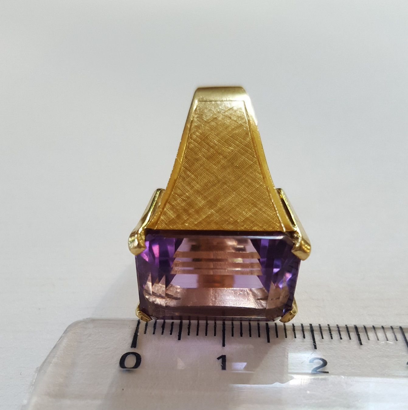 Anelli: Massiv 18 Karat 750 Gold Amethyst Ring – Usato da Wald ZH venduto da Aniade 6