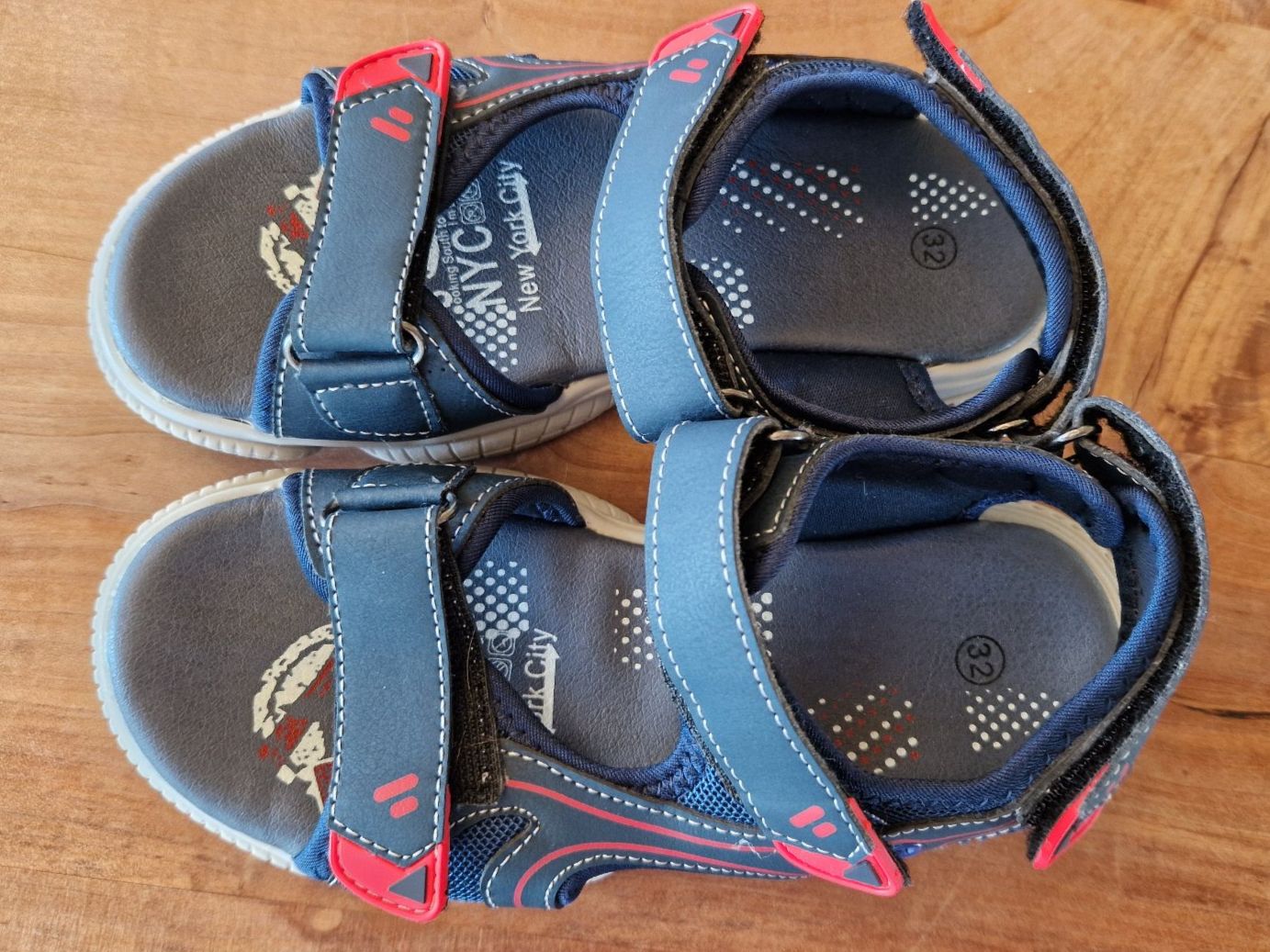 Scarpe per ragazzi: Sandalen / Sommerschuhe 32 – Usato da Giswil venduto da monimaus08