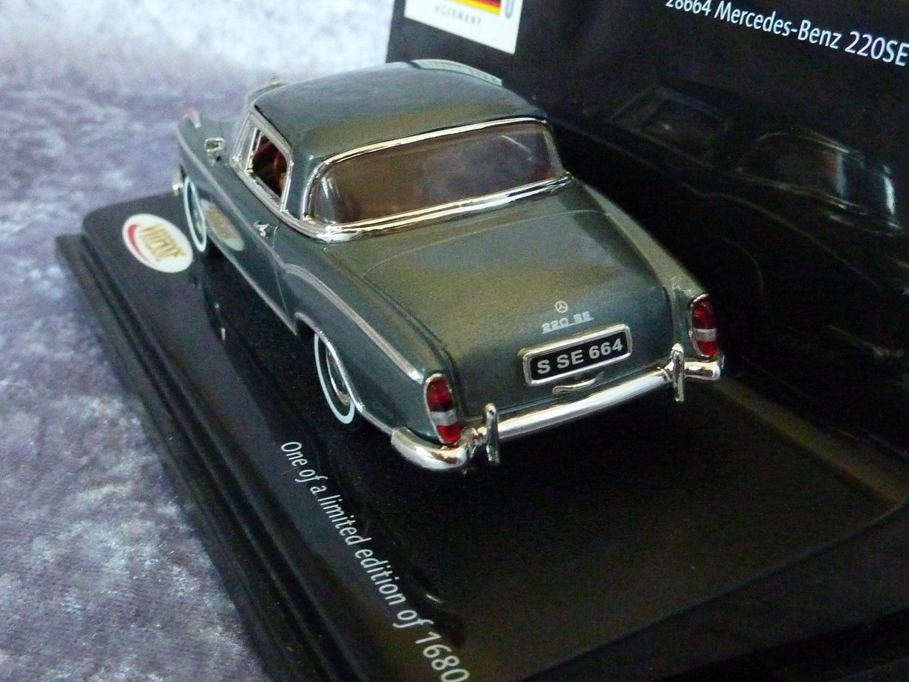 Mercedes-Benz Modellini d'auto: Mercedes 220SE Coupe W128 – Nuovo (secondo la descrizione) da Dürrenäsch venduto da modellautos4you 2