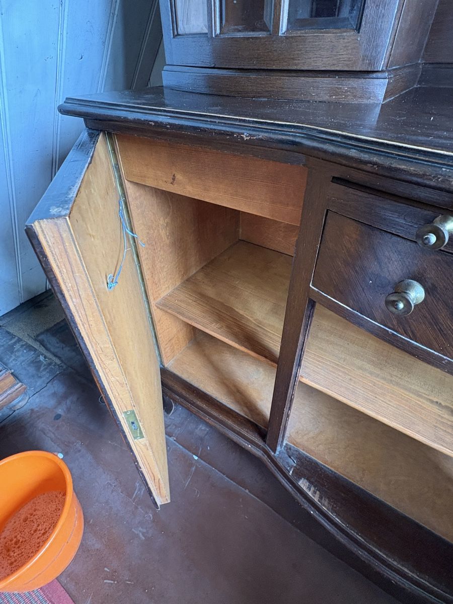 Credenze: Buffet Schrank Anrichte Antik ab 1.-  – Usato da Embrach venduto da mays 6