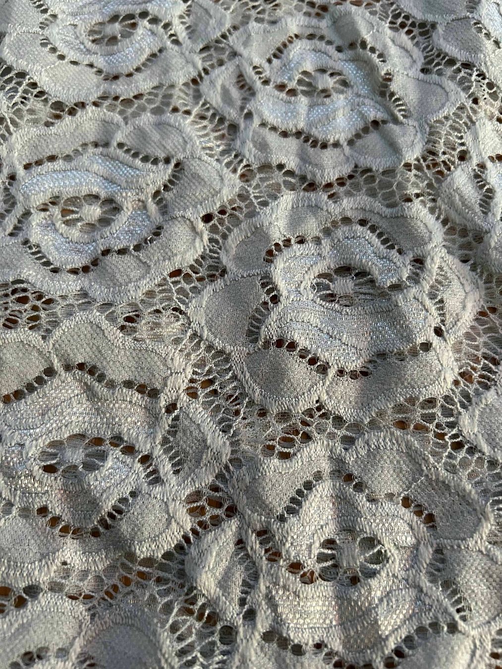 Tops: 2010er Spitzentop – Gebraucht aus Zürich von Konsumware 1