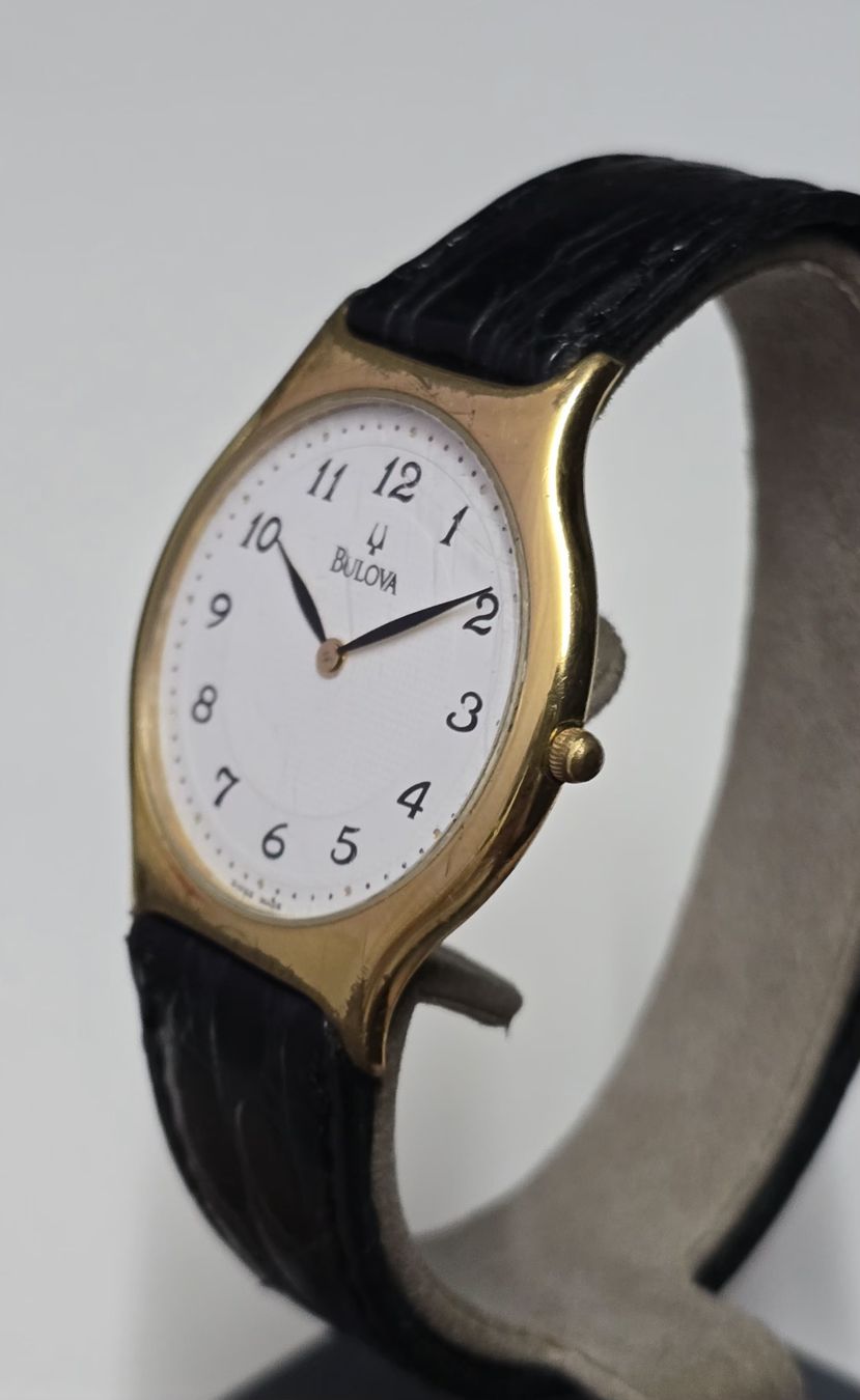Bulova Uhren: Bulova Extra-Thin Quartz 34,1mm – Gebraucht aus Minusio von AGSuhren 2
