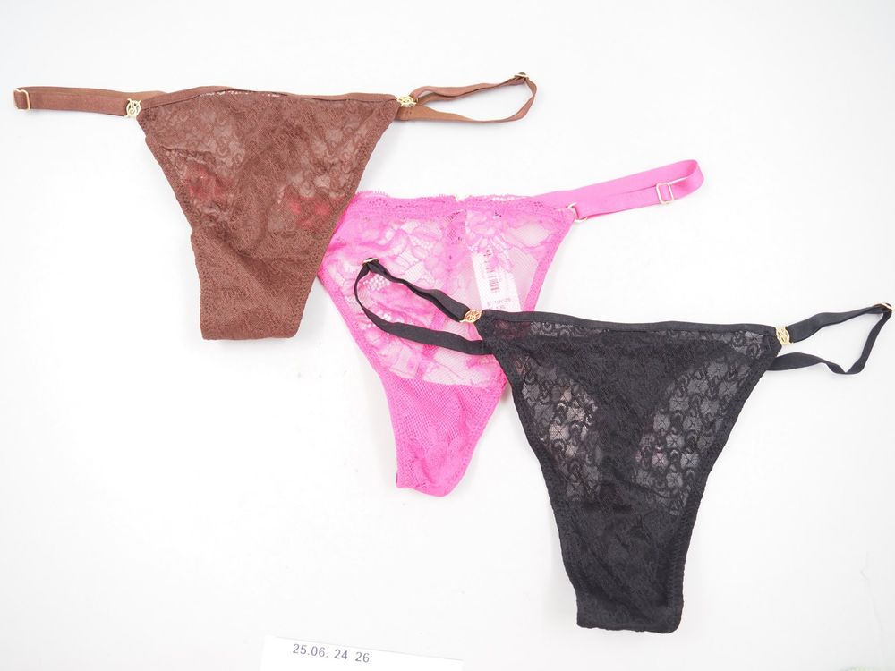 String Dentelle Rose Victoria's Secret Taille M - Neuf Avec étiquettes, 100% Polyester