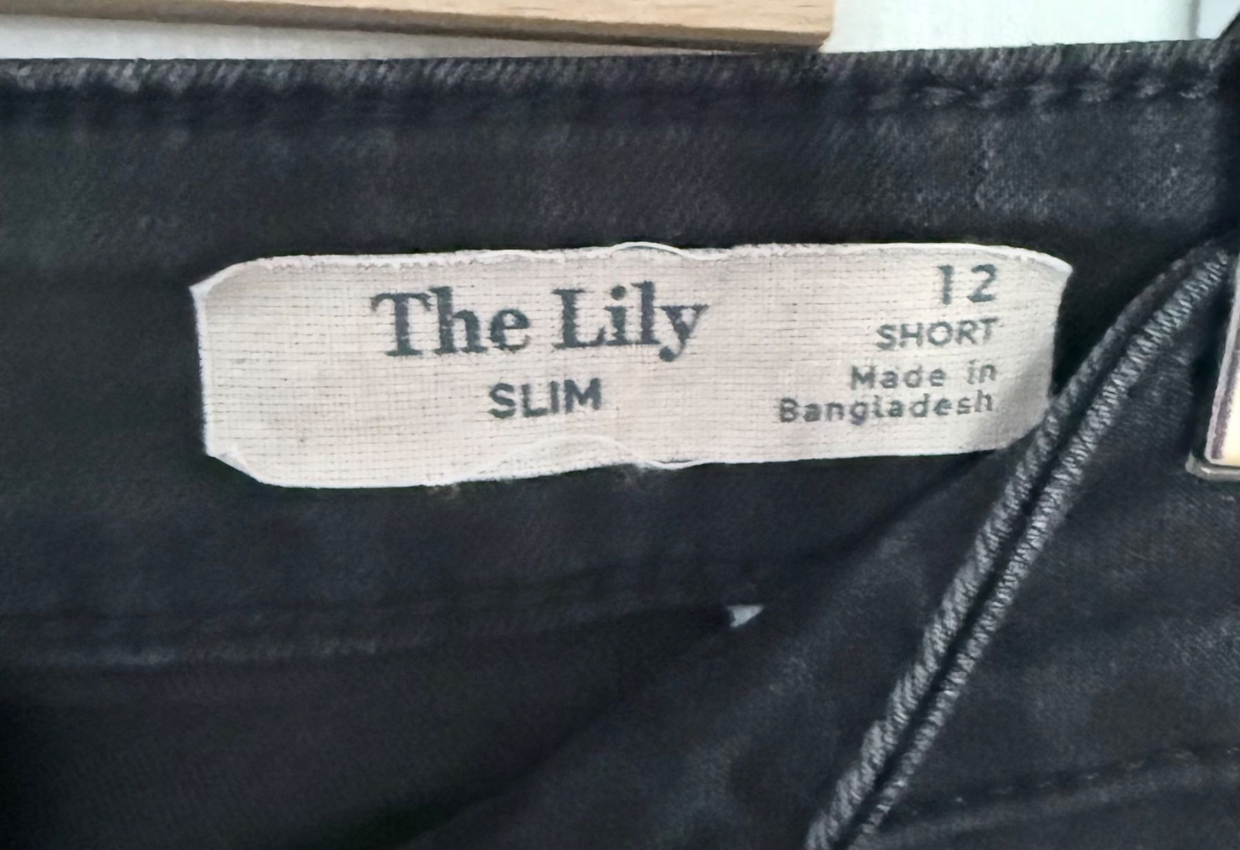 Jeans: M & S Black Denim Jeans - Great Fall Look, Size 12 – D'occasion à Epalinges par Lily2006 3