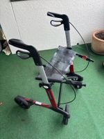 Rollator / Gehhilfe für Senioren – klappbar, kompakt, leicht
