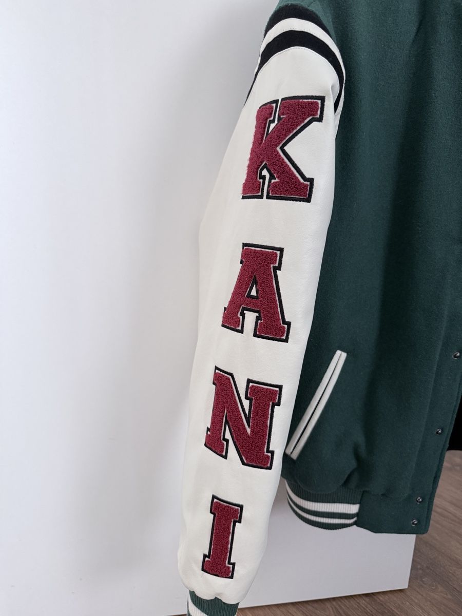 Karl Kani Giacche: Karl Kani College Jacket – Nuovo (secondo la descrizione) da Glattpark(Opfikon) venduto da Kamoteboy 1