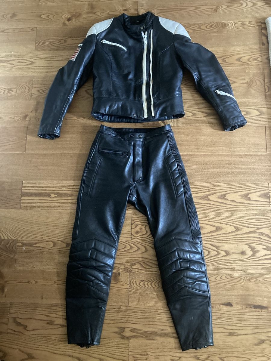 Harley-Davidson Completi & Tailleur: Harley Lederkombi 2-teilig Gr. 36/38 – Usato da Biel/Bienne venduto da Jenny-Lea
